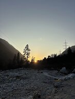 Mahadev River Side Camps