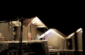 Mahadev River Side Camps