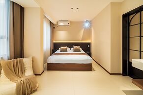 Jingdezhen Streamside B&B