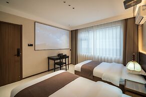 Jingdezhen Streamside B&B