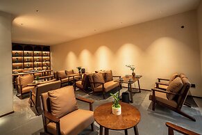 Jingdezhen Streamside B&B