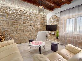 Villa Serenity With Pool