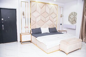 Tredview Hotel and Suites