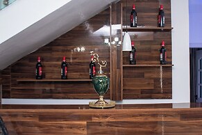 Tredview Hotel and Suites