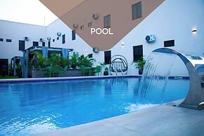 Tredview Hotel and Suites