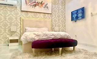 Keji's Shortlet Apartment