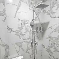 Front One Hotel Mesir Surabaya