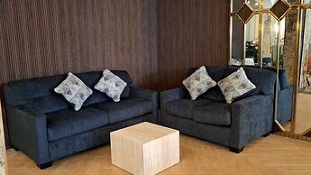 Front One Hotel Mesir Surabaya