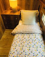 Mornington Peninsula Retro Caravans