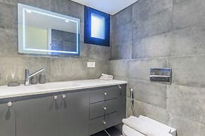 Achrafieh Gate - Modern 3-BR Apartments