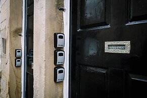Sun St Apartment 4