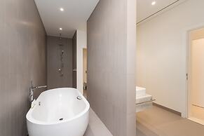 Luxe 4BR Villa Private Pool Beach Al Zorah