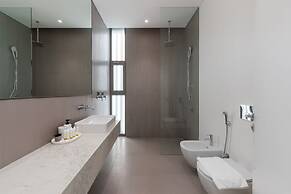 Luxe 4BR Villa Private Pool Beach Al Zorah