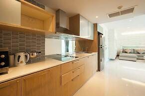 Yenna Apartment