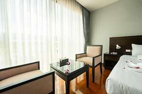 Yenna Apartment