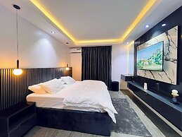 2 Streams Shortlet Apartment