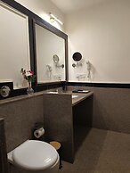 Ello Hotels