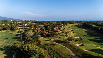 Palmas 16 Pacifico Golf Course Concierge