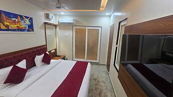 Hotel Vindhya Ganga Inn
