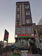 Hotel Akshay