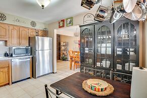 Half-mi to Loop Access! Private Tucson Hideaway