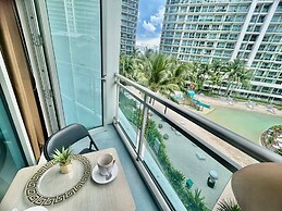 Cozy Condos at Azure Urban Resort