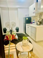 Cozy Condos at Azure Urban Resort