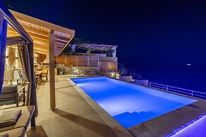 Infinity Villa Crete