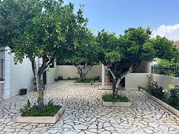 Kika Residence