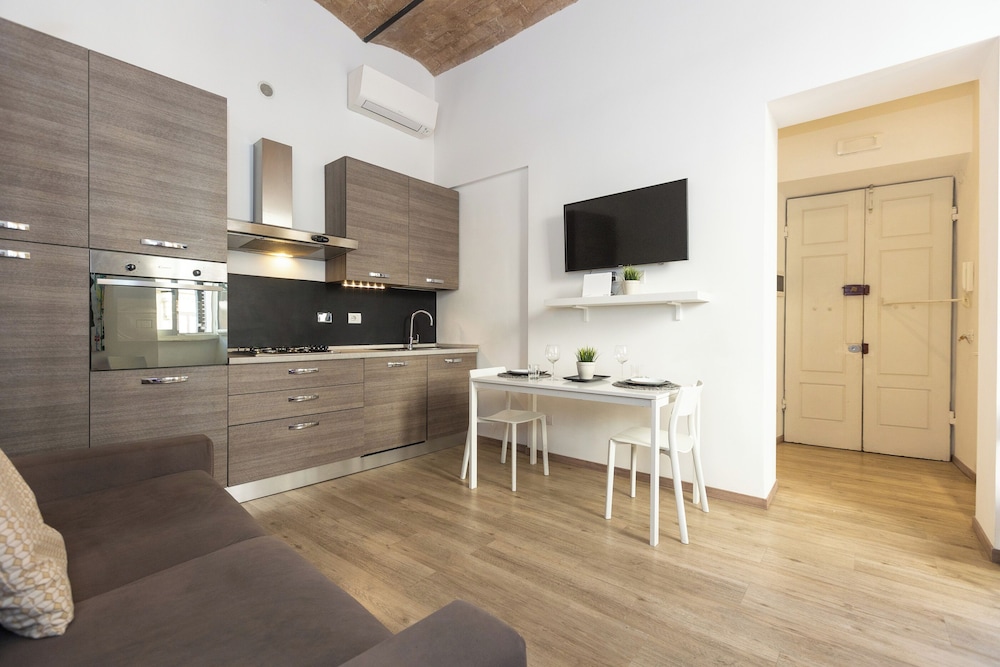Rental in Rome Sant'angelo Apartment