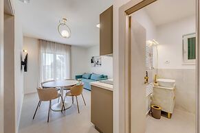 7 Olives Apartments