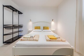 7 Olives Apartments