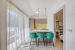 7 Olives Apartments