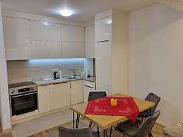 LV Central Apartment-Free Parking