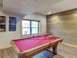 JCS Mountain Villa