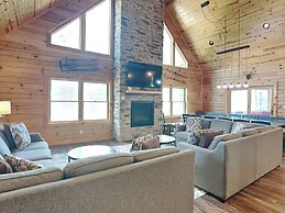 JCS Mountain Villa