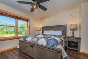 JCS Mountain Villa