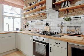 Stunning 2-bedroom Flat in Fulham