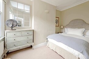 Stunning 2-bedroom Flat in Fulham