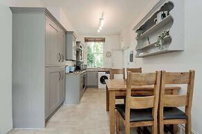 Modern 2 bed Flat - Hammersmith Grove