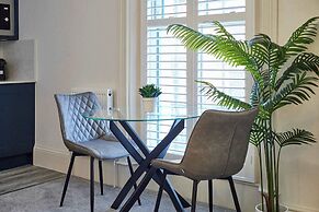 Host Stay The Langley Hotel Apartment 6