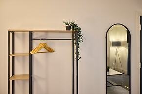 Host Stay The Langley Hotel Apartment 11