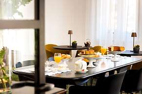 LEOPOLDO ROOMS