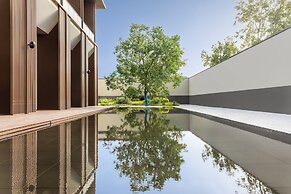 Hualuxe Xianyang By Ihg