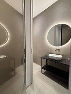 LEOPOLDO SUITES