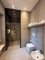LEOPOLDO SUITES