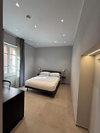 LEOPOLDO SUITES