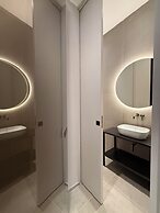 LEOPOLDO SUITES