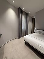 LEOPOLDO SUITES