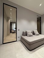 LEOPOLDO SUITES